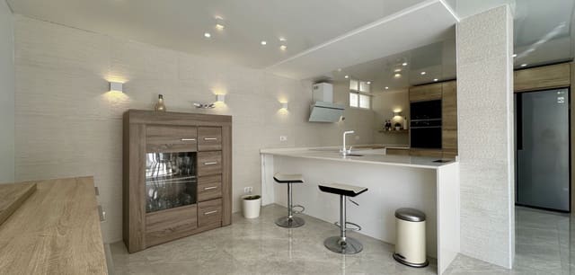 3 bedroom Villa for sale in Los Altos - € 340,000 (Ref: 9527473)