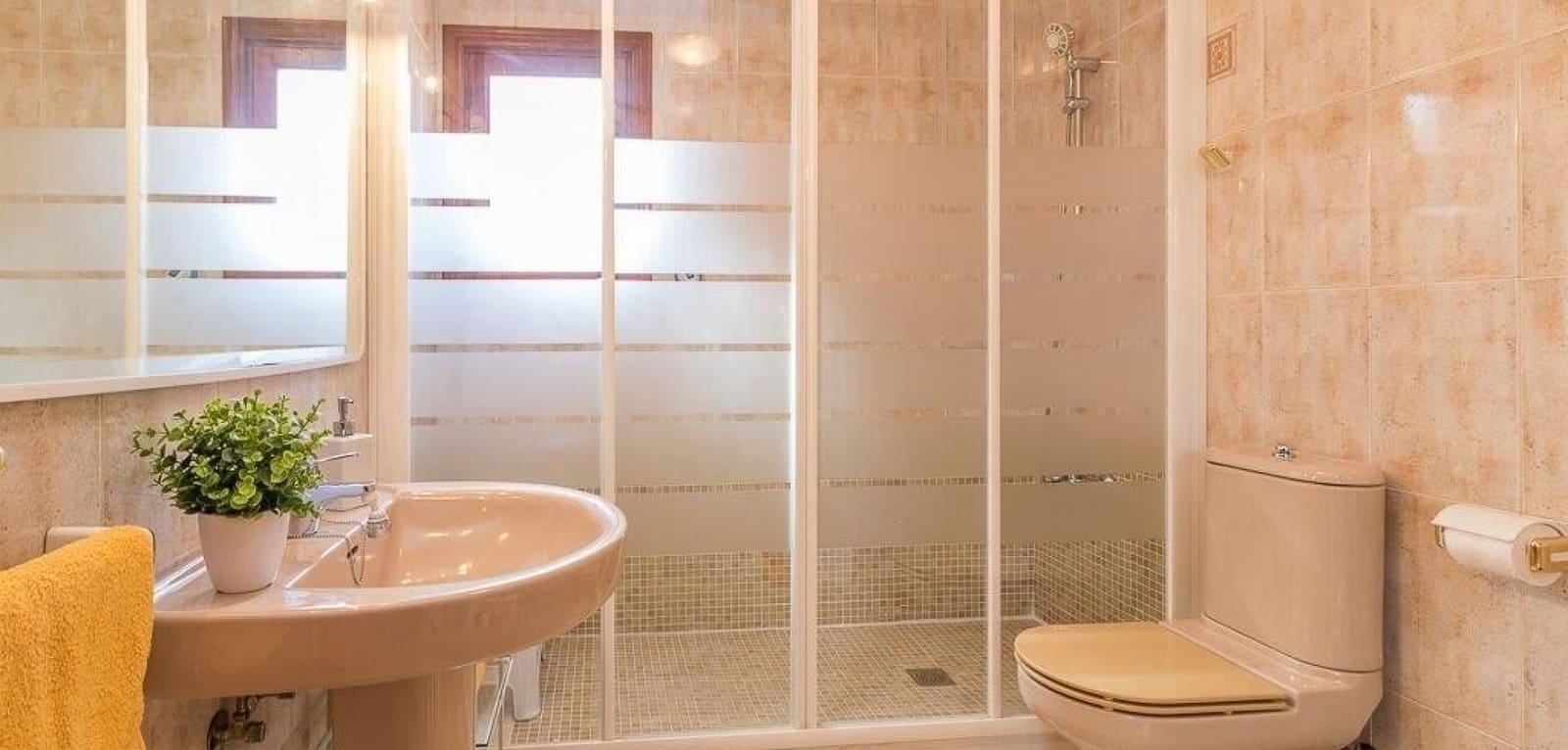 3 bedroom Townhouse for sale in Playa Flamenca - € 239,000 (Ref: 9527474)