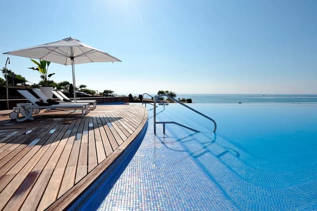 3 soverom Villa til salgs i Dehesa de Campoamor, Orihuela - € 1 200 000 (Ref: 9527478)