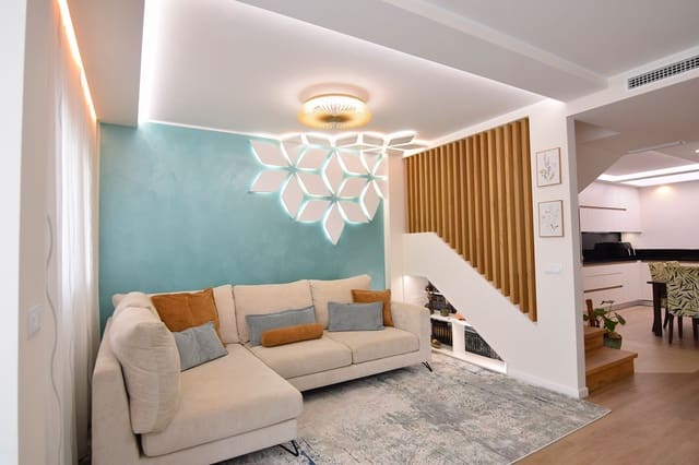 3 quarto Casa em Banda para venda em La Florida, Orihuela - 249 000 € (Ref: 9527481)