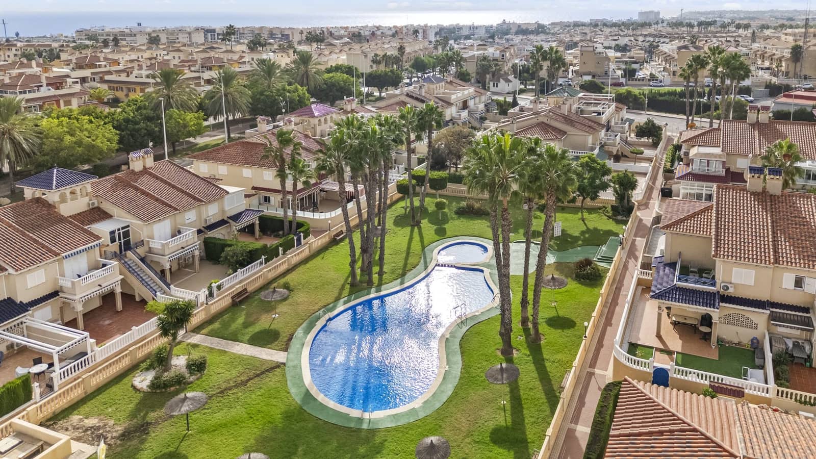 1 chambre Appartement à vendre à Playa Flamenca - 170 000 € (Ref: 9530219)