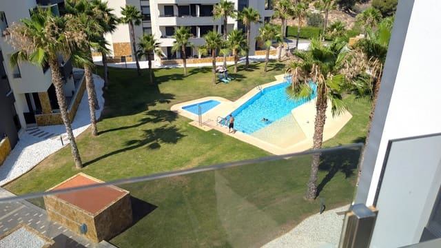 2 soverom Penthouse til salgs i Villamartin, Orihuela med svømmebasseng garasje - € 244 000 (Ref: 9574437)