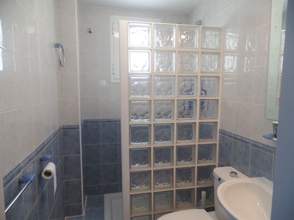 2 soverom Penthouse til salgs i Villamartin med svømmebasseng - € 149 950 (Ref: 9604851)