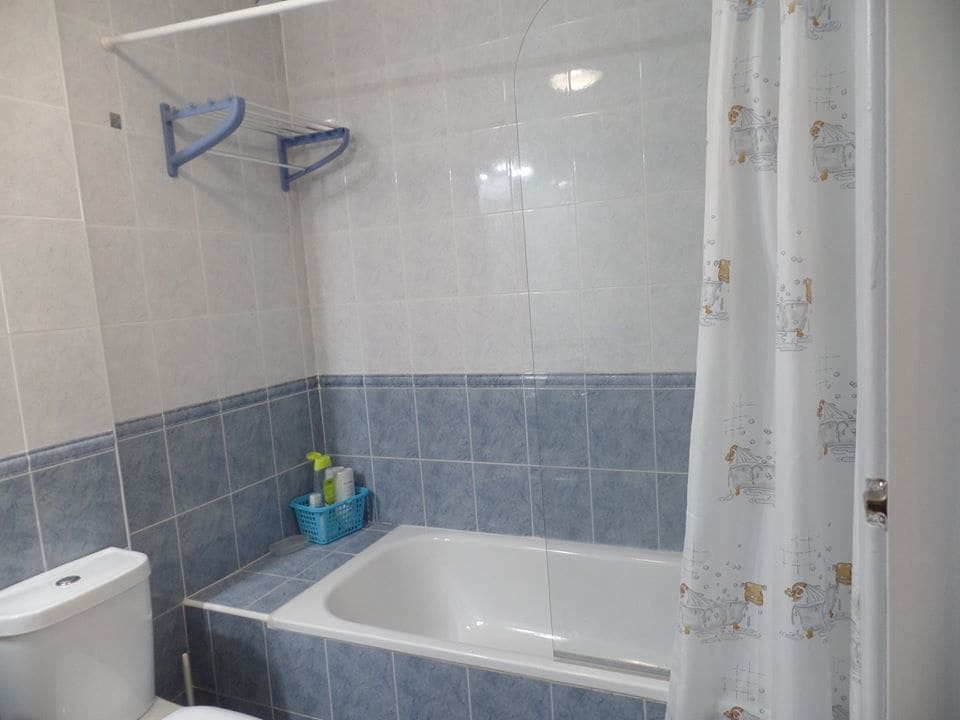 2 soverom Penthouse til salgs i Villamartin med svømmebasseng - € 149 950 (Ref: 9604851)