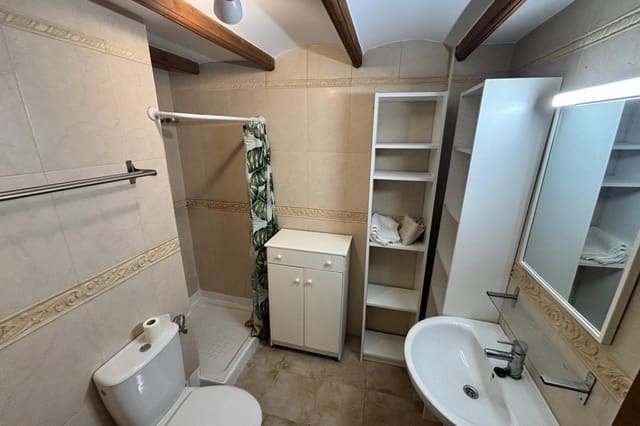 5 soverom Hus til salgs i Urbanizaciones, Benidorm med svømmebasseng - € 249 995 (Ref: 9666233)