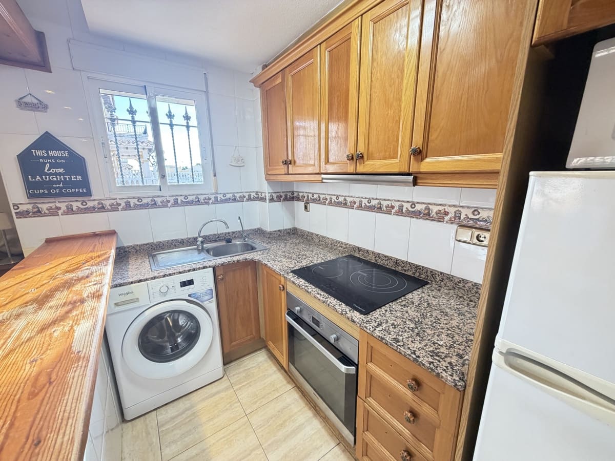 2 soveværelse Rækkehus til salg i Villamartin - € 189.995 (Ref: 9666260)