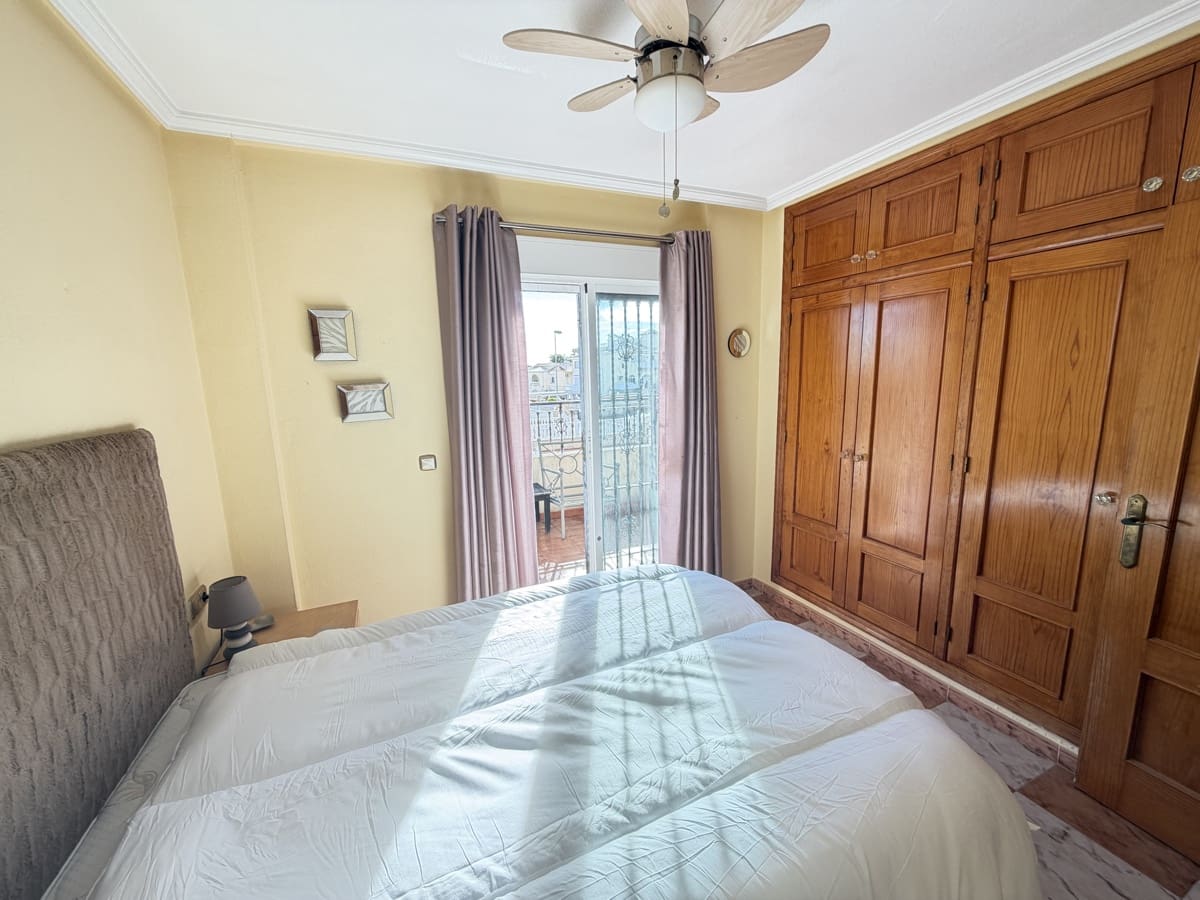 2 soveværelse Rækkehus til salg i Villamartin - € 189.995 (Ref: 9666260)