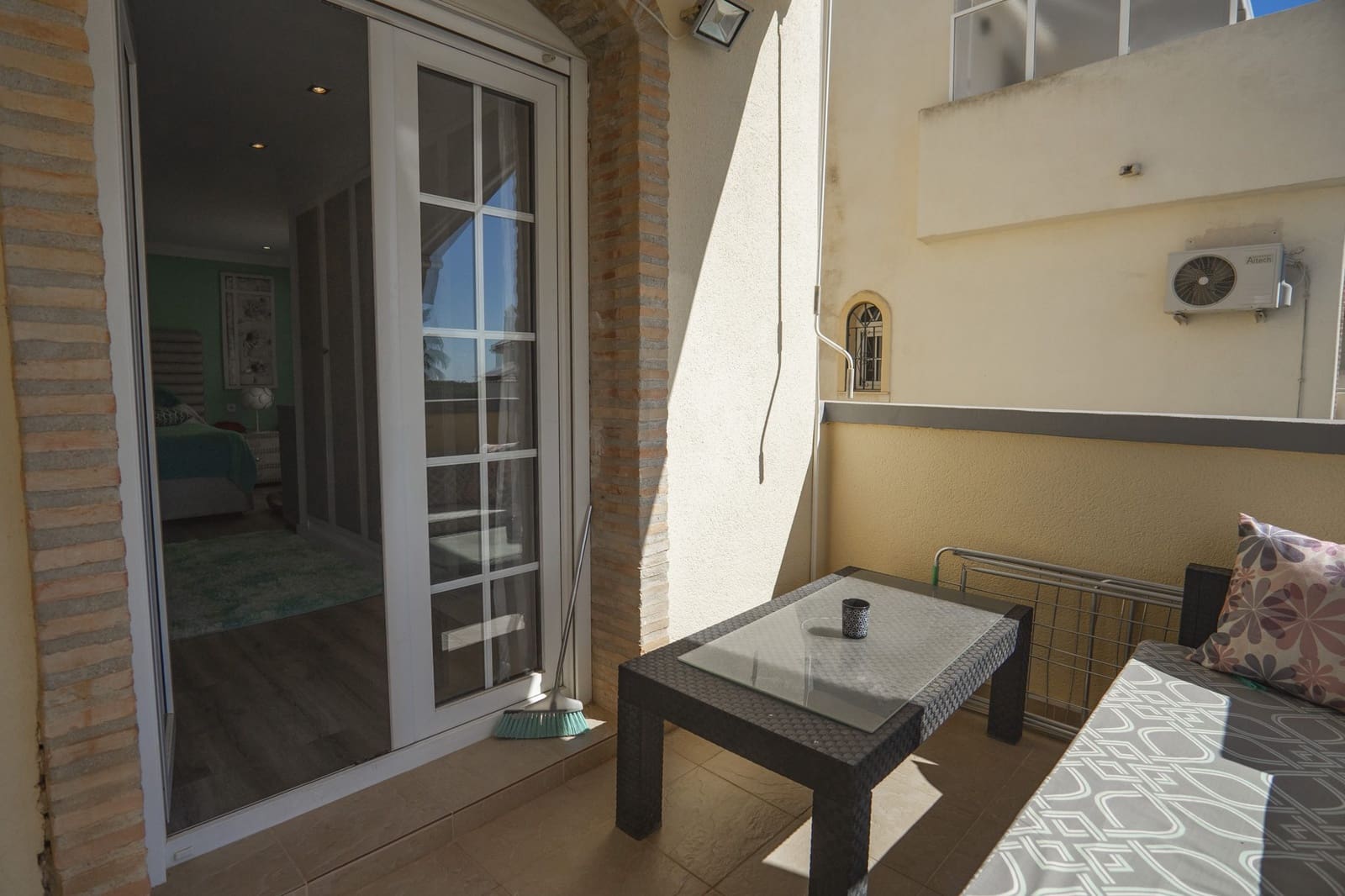 4 bedroom Villa for sale in Las Ramblas Golf with pool - € 329,995 (Ref: 9719776)