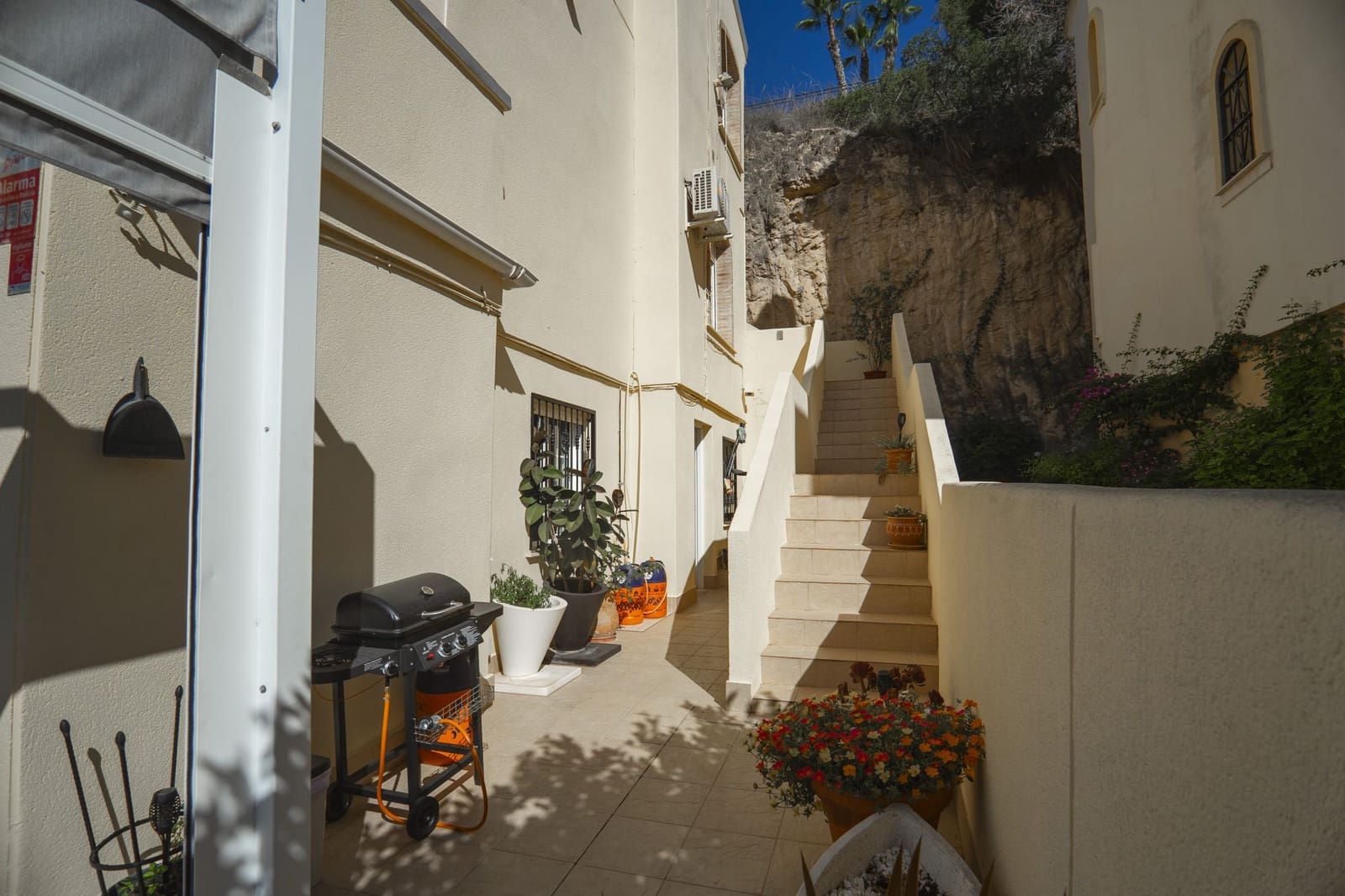 4 bedroom Villa for sale in Las Ramblas Golf with pool - € 329,995 (Ref: 9719776)