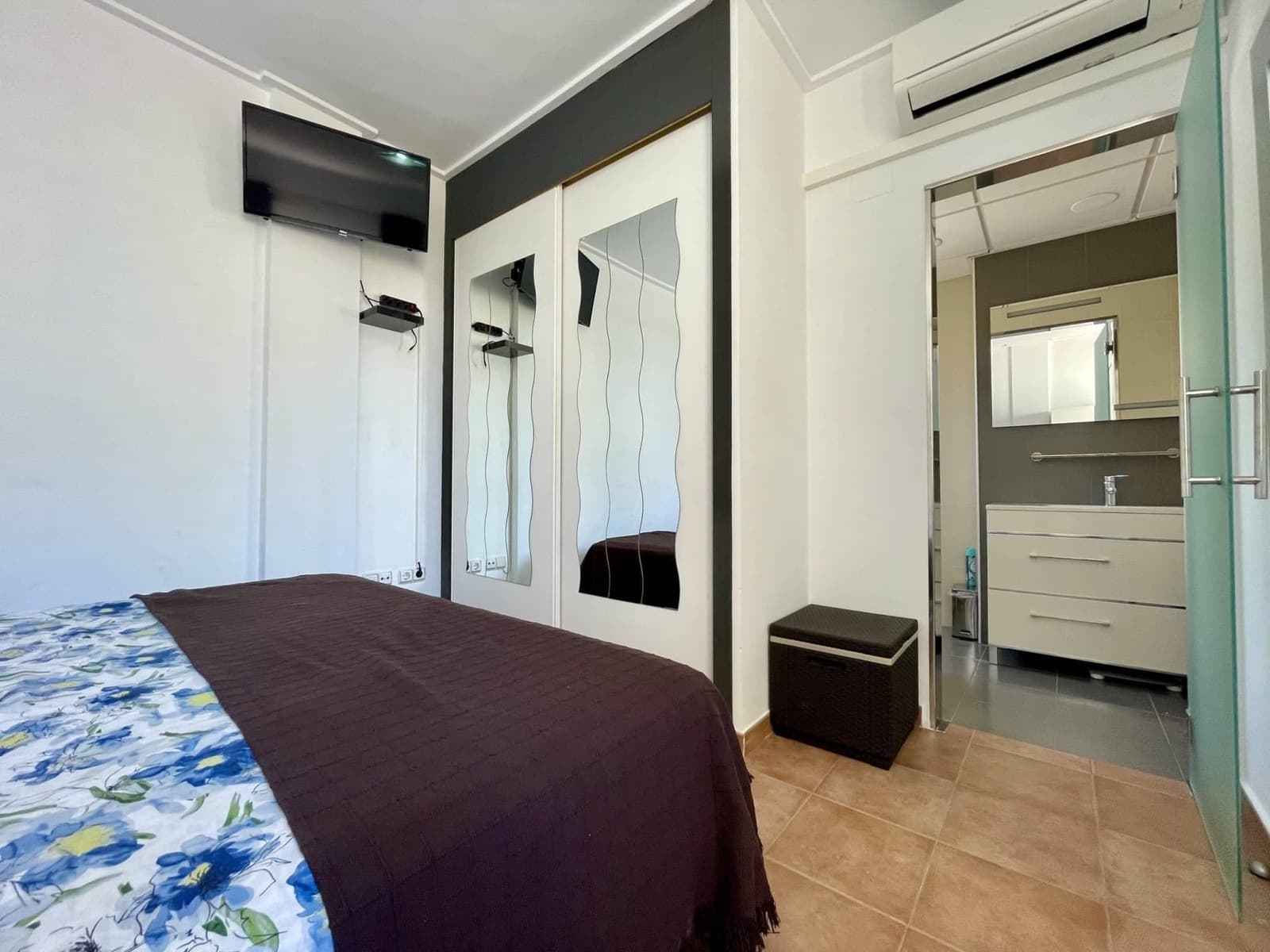 2 quarto Bungalow para venda em Orihuela Costa com piscina - 185 000 € (Ref: 9777852)