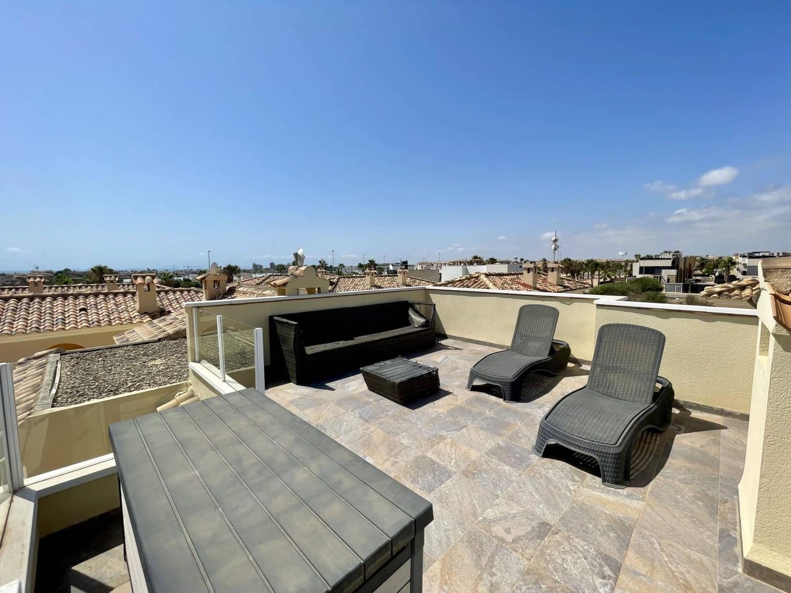 2 quarto Bungalow para venda em Orihuela Costa com piscina - 185 000 € (Ref: 9777852)