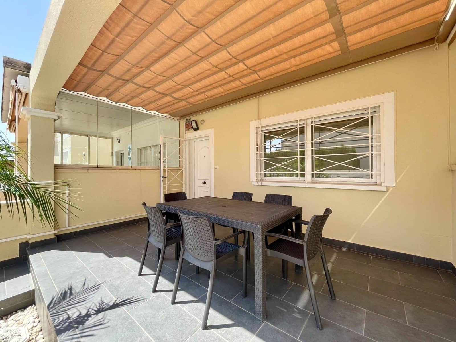 2 quarto Bungalow para venda em Orihuela Costa com piscina - 185 000 € (Ref: 9777852)