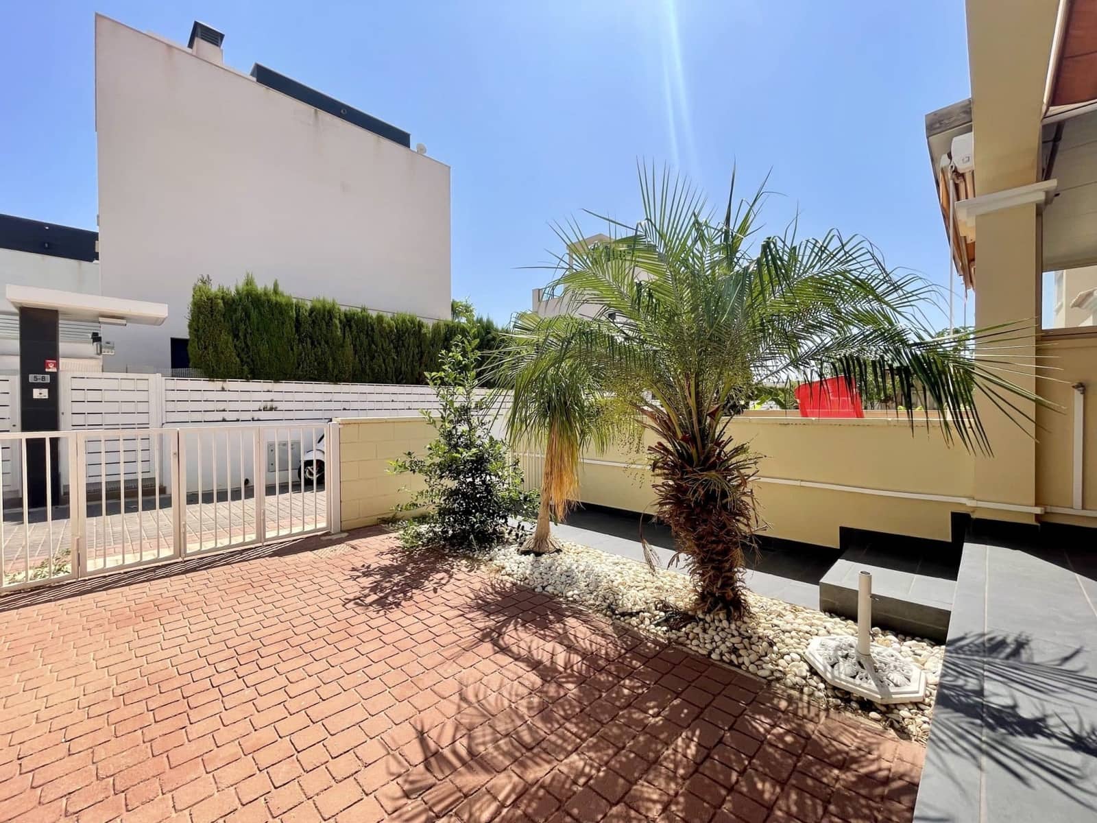 2 quarto Bungalow para venda em Orihuela Costa com piscina - 185 000 € (Ref: 9777852)