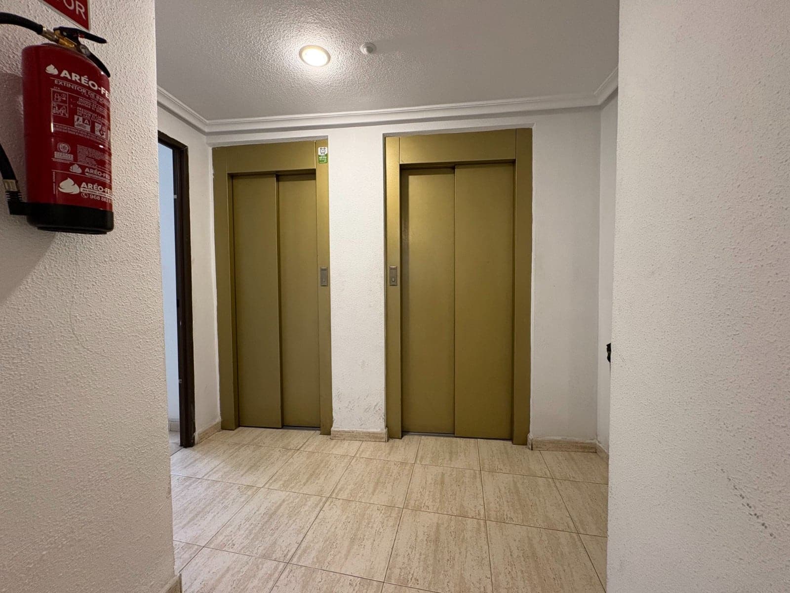 4 chambre Appartement à vendre à Torrevieja - 209 000 € (Ref: 9777862)