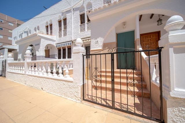 4 camera da letto Casa in vendita in Los Europeos, Torrevieja - 209.900 € (Rif: 9777863)