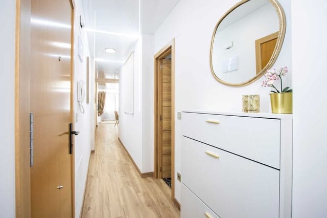 2 quarto Apartamento para venda em Centro, Torrevieja - 198 800 € (Ref: 9777872)