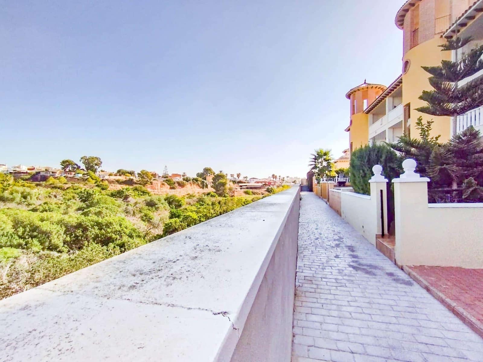 2 sypialnia Bungalow na sprzedaż w Orihuela Costa - 159 000 € (Ref: 9777874)