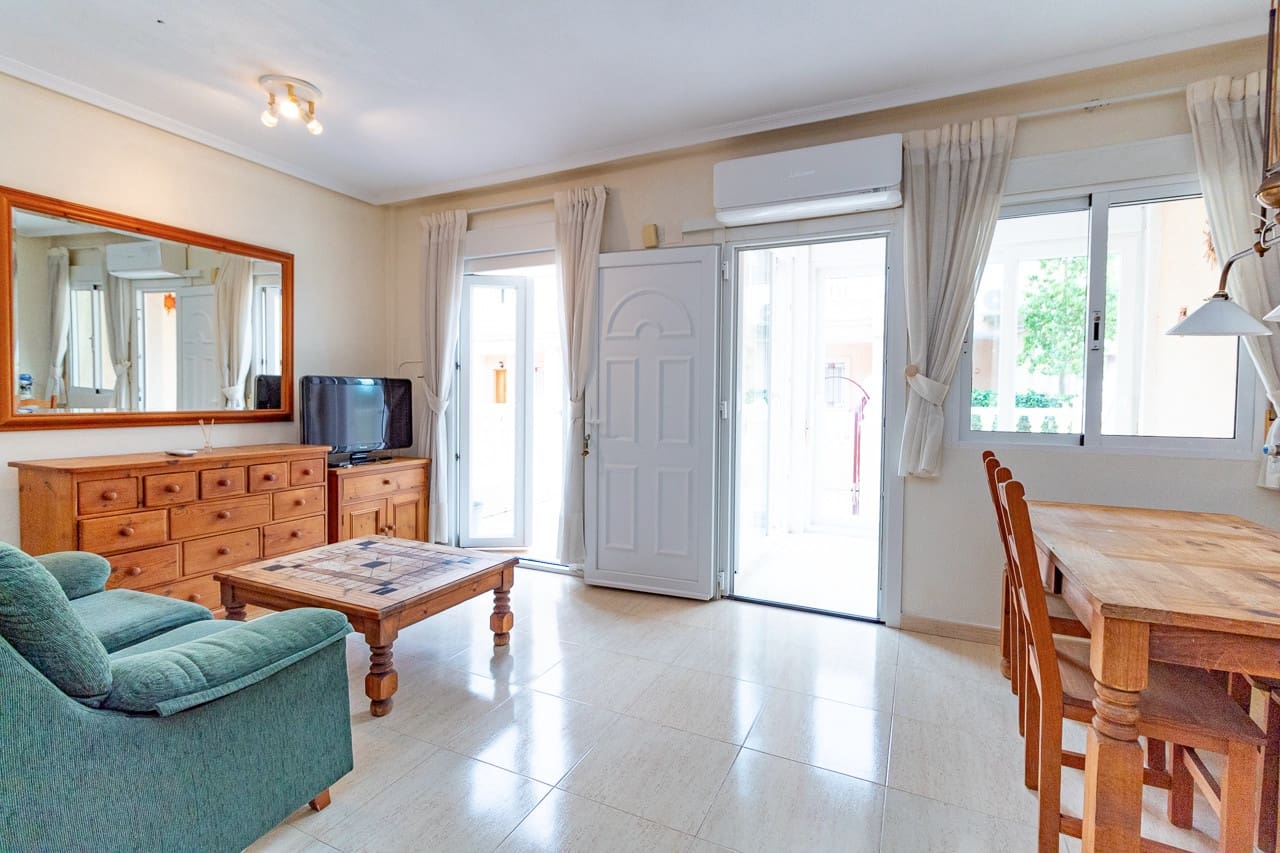 3 quarto Casa em Banda para venda em Playa Flamenca - 189 000 € (Ref: 9777893)