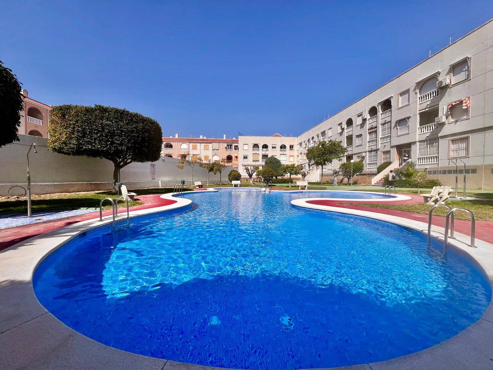 2 sypialnia Apartament na sprzedaż w Torrevieja - 145 000 € (Ref: 9777894)