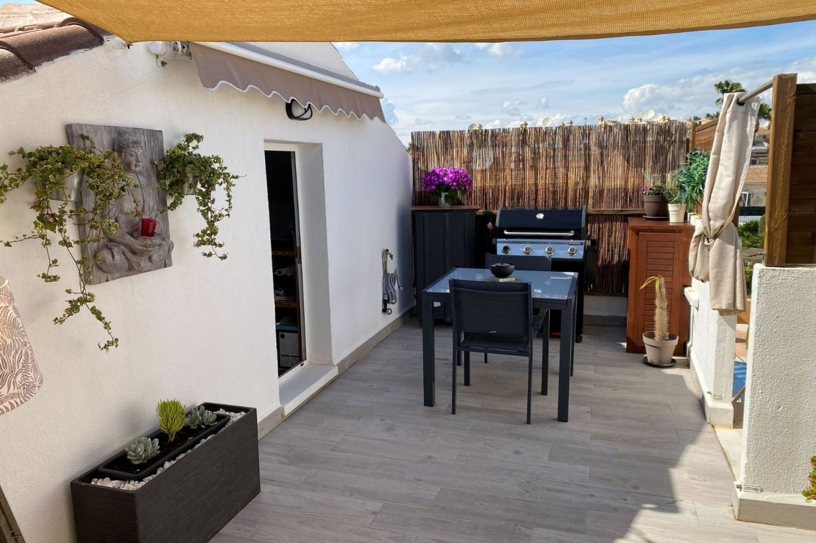 2 soveværelse Lejlighed til salg i Dona Pepa - € 189.995 (Ref: 9777899)