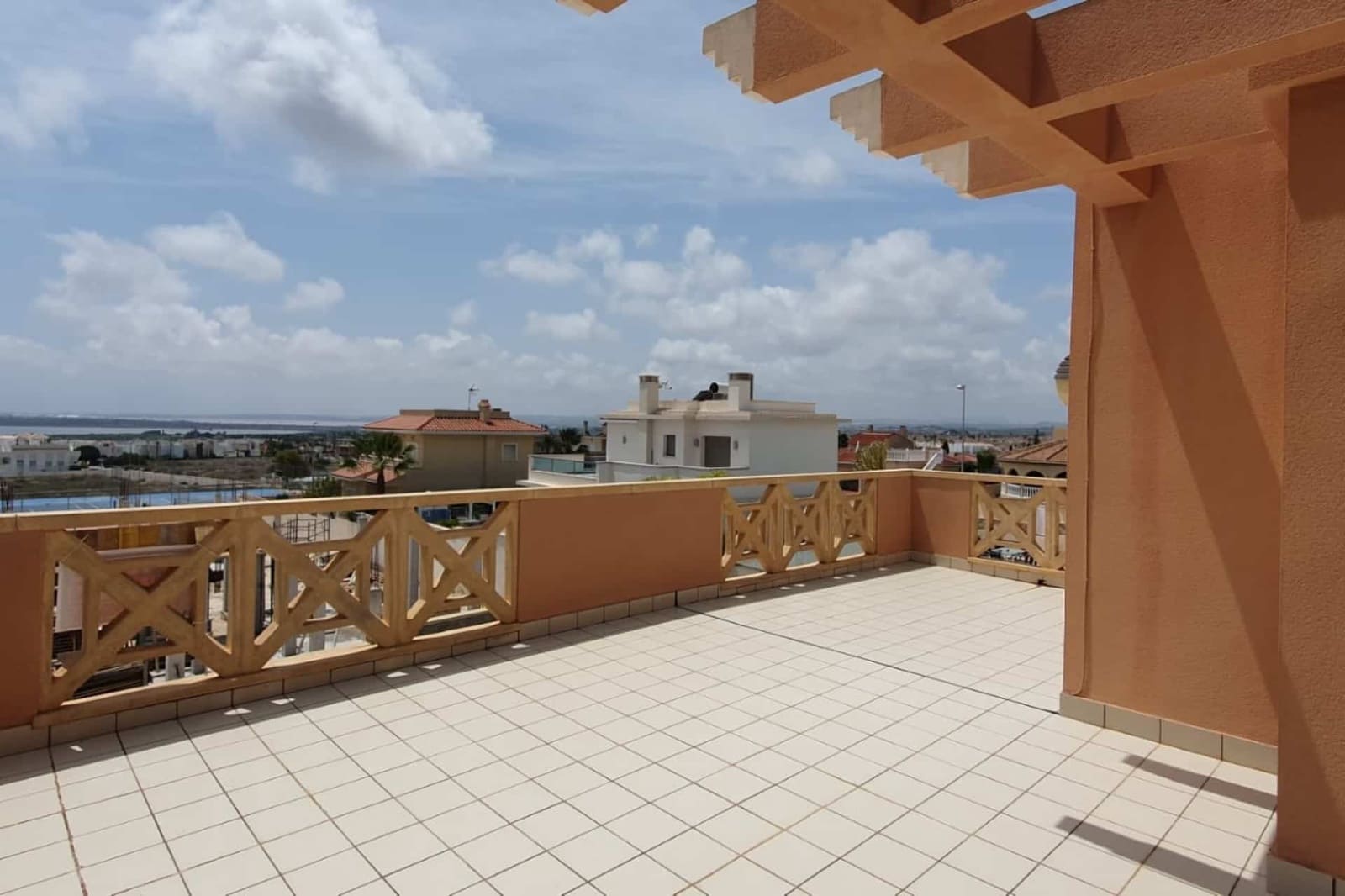 4 bedroom Villa for sale in Ciudad Quesada - € 520,000 (Ref: 9777903)