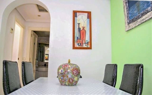 2 bedroom Beach Apartment for sale in Torrevieja - € 199,000 (Ref: 9777905)