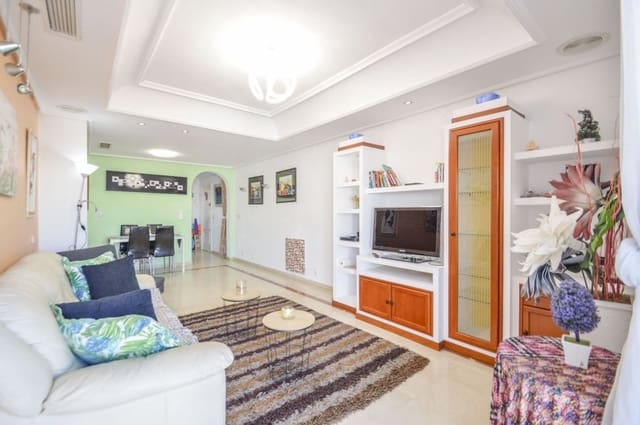 2 bedroom Beach Apartment for sale in Torrevieja - € 199,000 (Ref: 9777905)