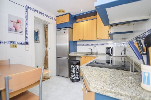 2 bedroom Beach Apartment for sale in Torrevieja - € 199,000 (Ref: 9777905)