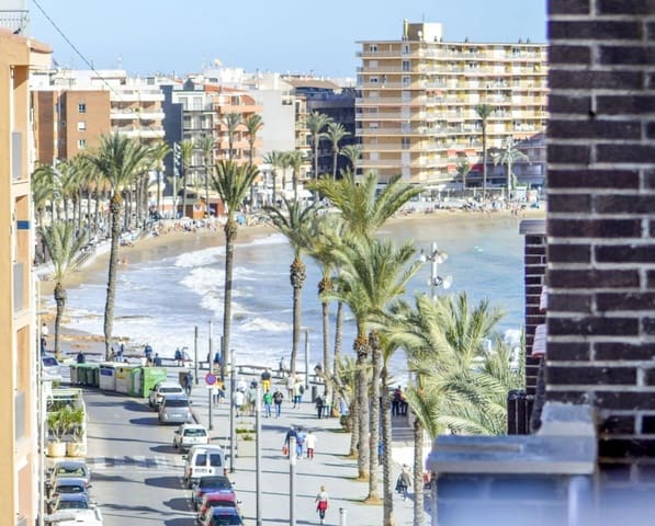 2 bedroom Beach Apartment for sale in Torrevieja - € 199,000 (Ref: 9777905)