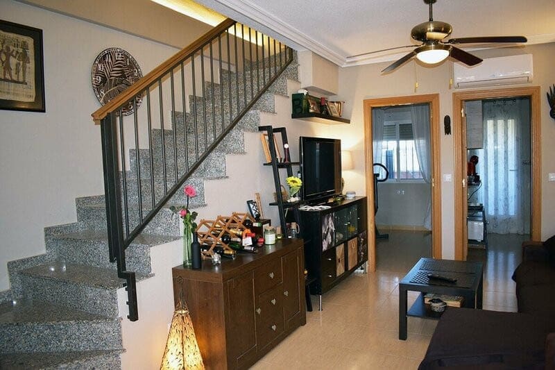 3 quarto Casa em Banda para venda em Torrevieja - 210 000 € (Ref: 9777907)