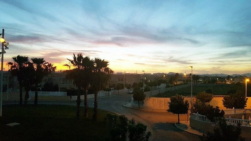 3 quarto Casa em Banda para venda em Torrevieja - 210 000 € (Ref: 9777907)