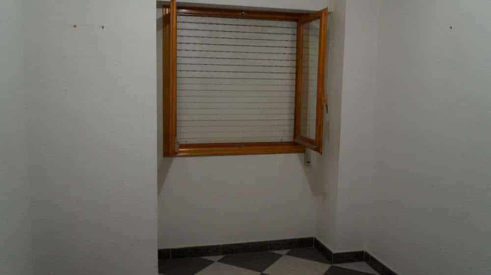 3 bedroom Apartment for sale in Almoradi - € 150,000 (Ref: 9777908)