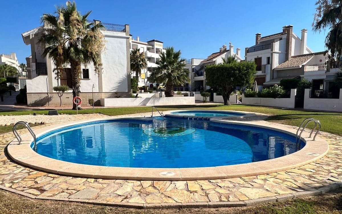 2 sovrum Lägenhet till salu i Orihuela Costa - 194 950 € (Ref: 9777909)