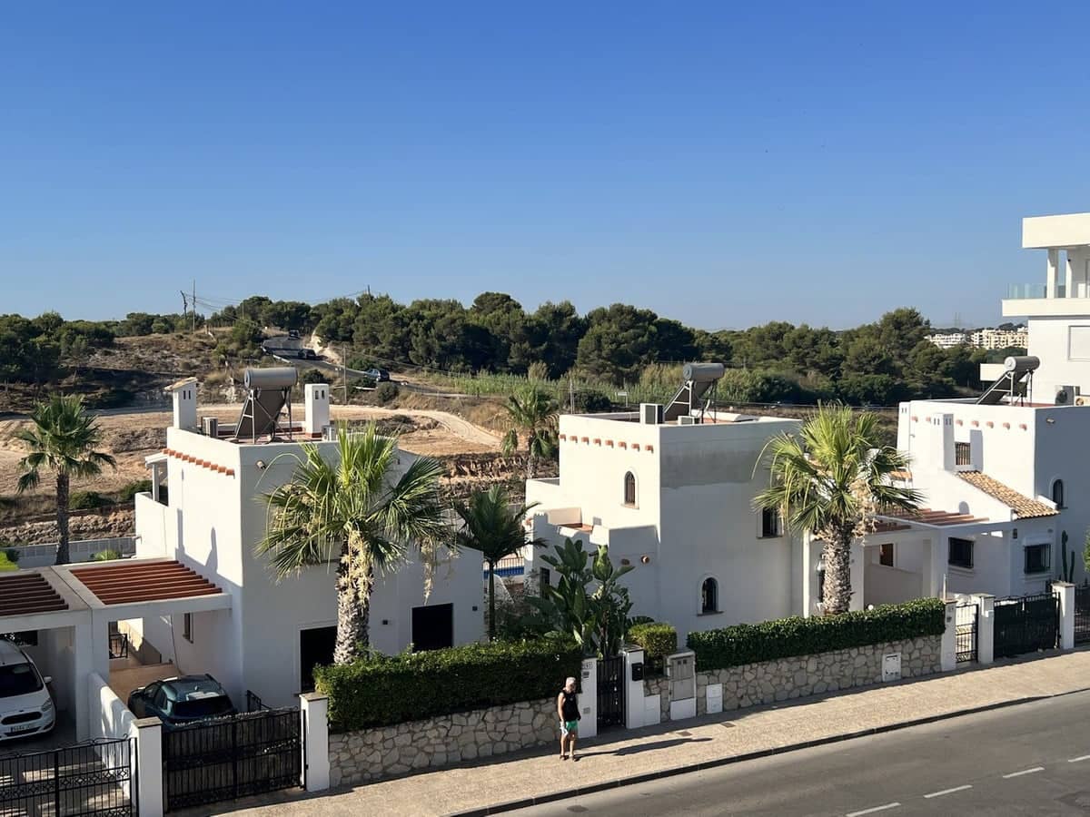 2 sovrum Lägenhet till salu i Orihuela Costa - 194 950 € (Ref: 9777909)
