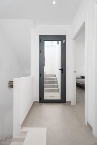 3 bedroom Villa for sale in Torrevieja with pool - € 499,000 (Ref: 9790861)