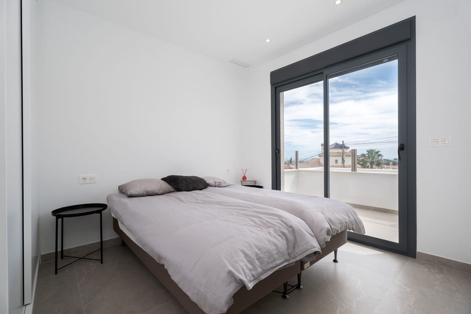 3 bedroom Villa for sale in Torrevieja with pool - € 499,000 (Ref: 9790861)