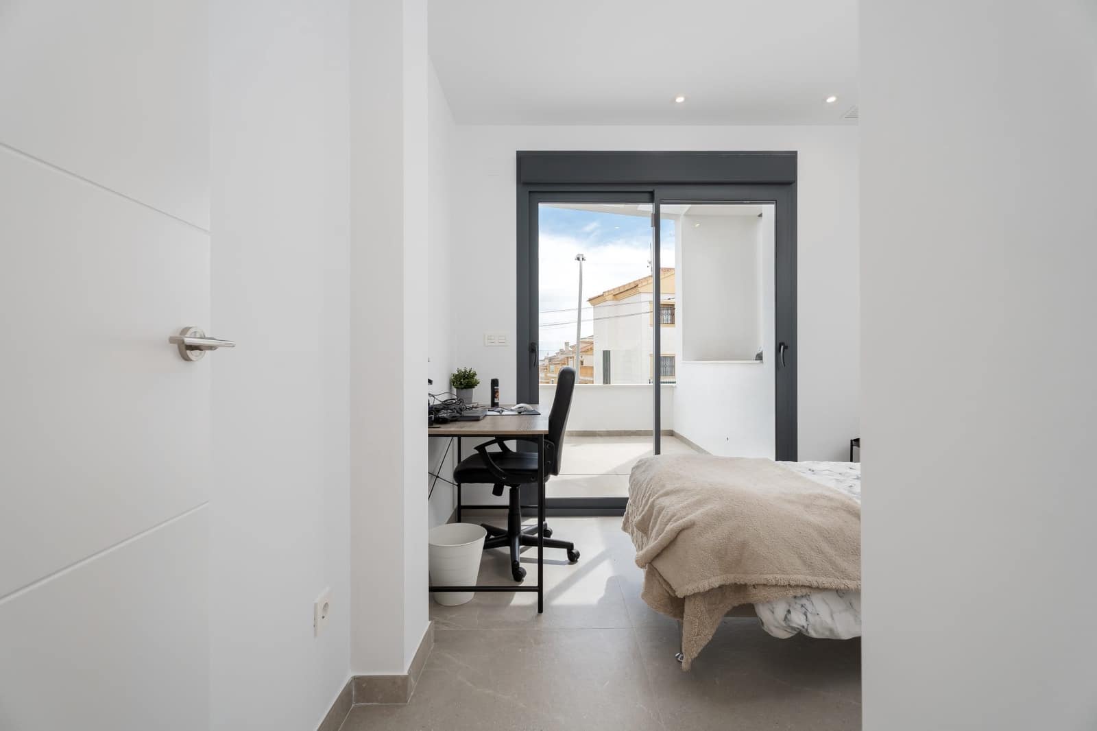 3 bedroom Villa for sale in Torrevieja with pool - € 499,000 (Ref: 9790861)