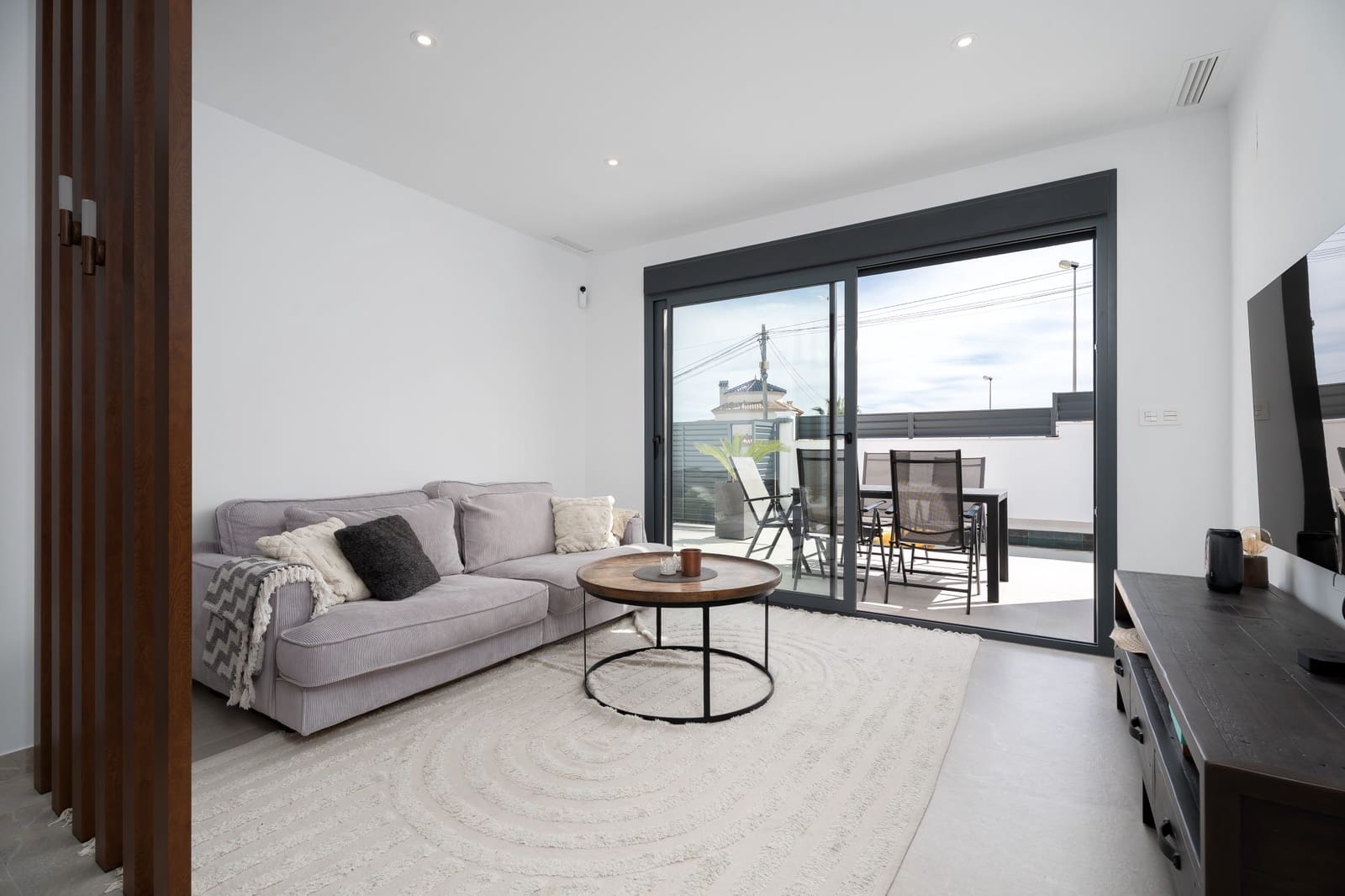 3 bedroom Villa for sale in Torrevieja with pool - € 499,000 (Ref: 9790861)