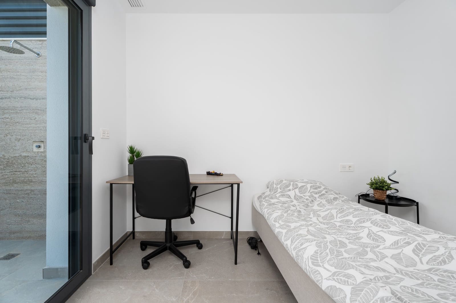 3 bedroom Villa for sale in Torrevieja with pool - € 499,000 (Ref: 9790861)