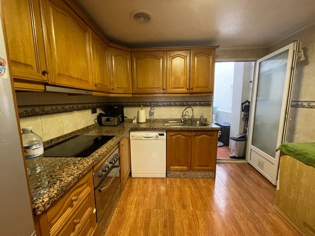 4 soverom Leilighet til salgs i Centro - Muelle Pesquero, Torrevieja - € 277 000 (Ref: 9790873)