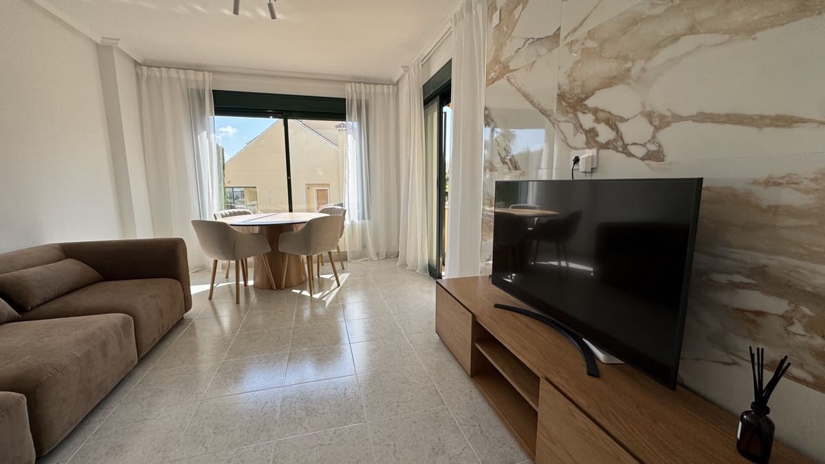 2 slaapkamer Appartement te koop in Campoamor - € 249.000 (Ref: 9794384)