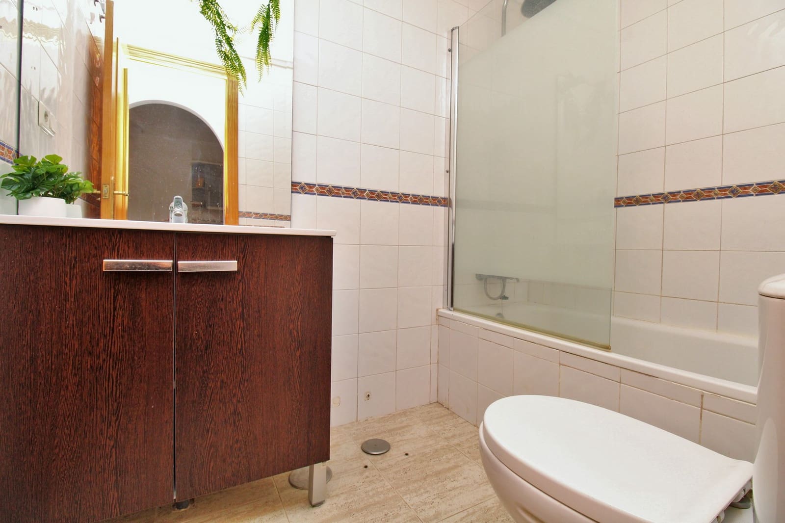 2 bedroom Apartment for sale in Villamartin - € 144,000 (Ref: 9828852)