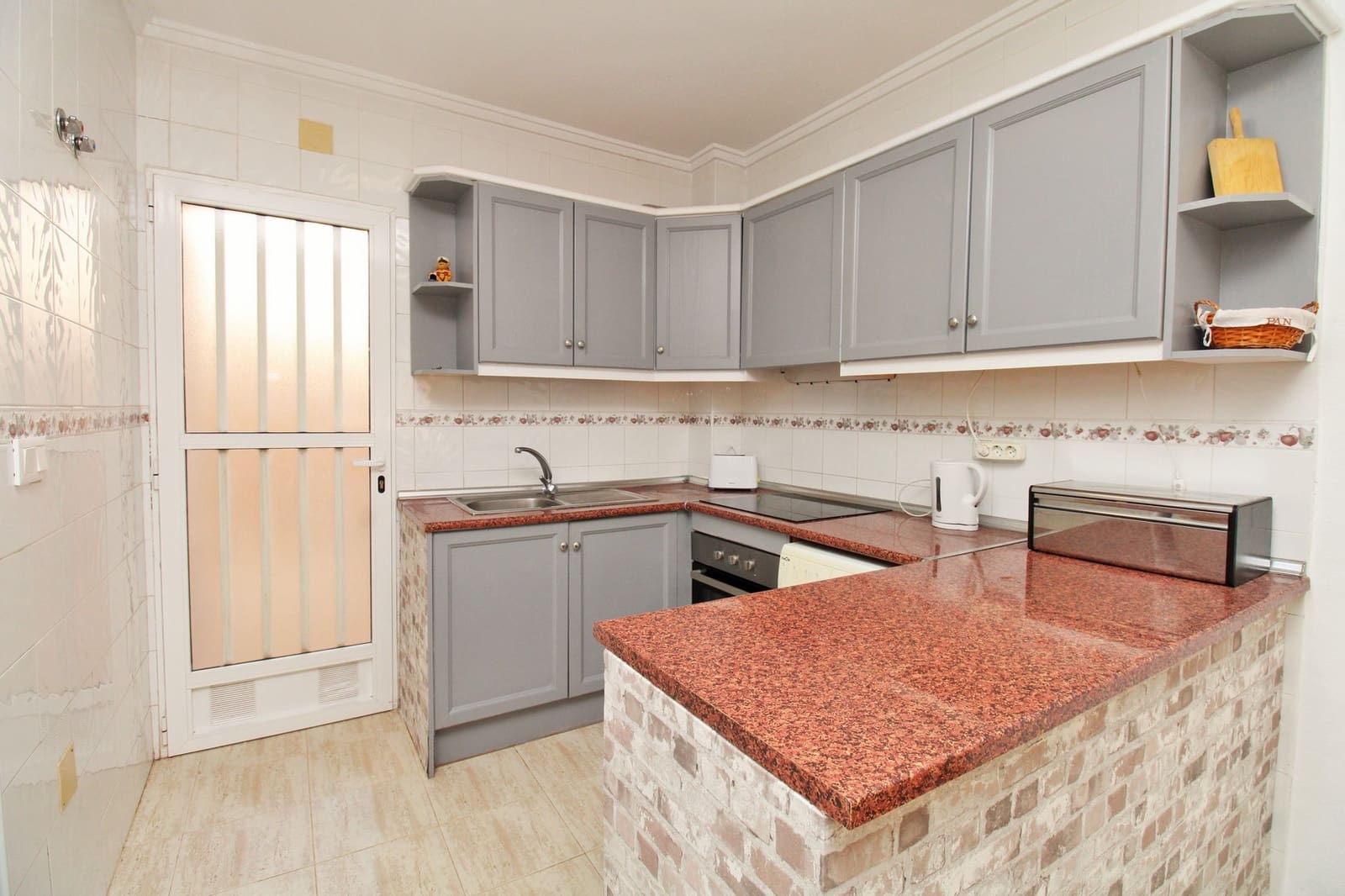 2 bedroom Apartment for sale in Villamartin - € 144,000 (Ref: 9828852)