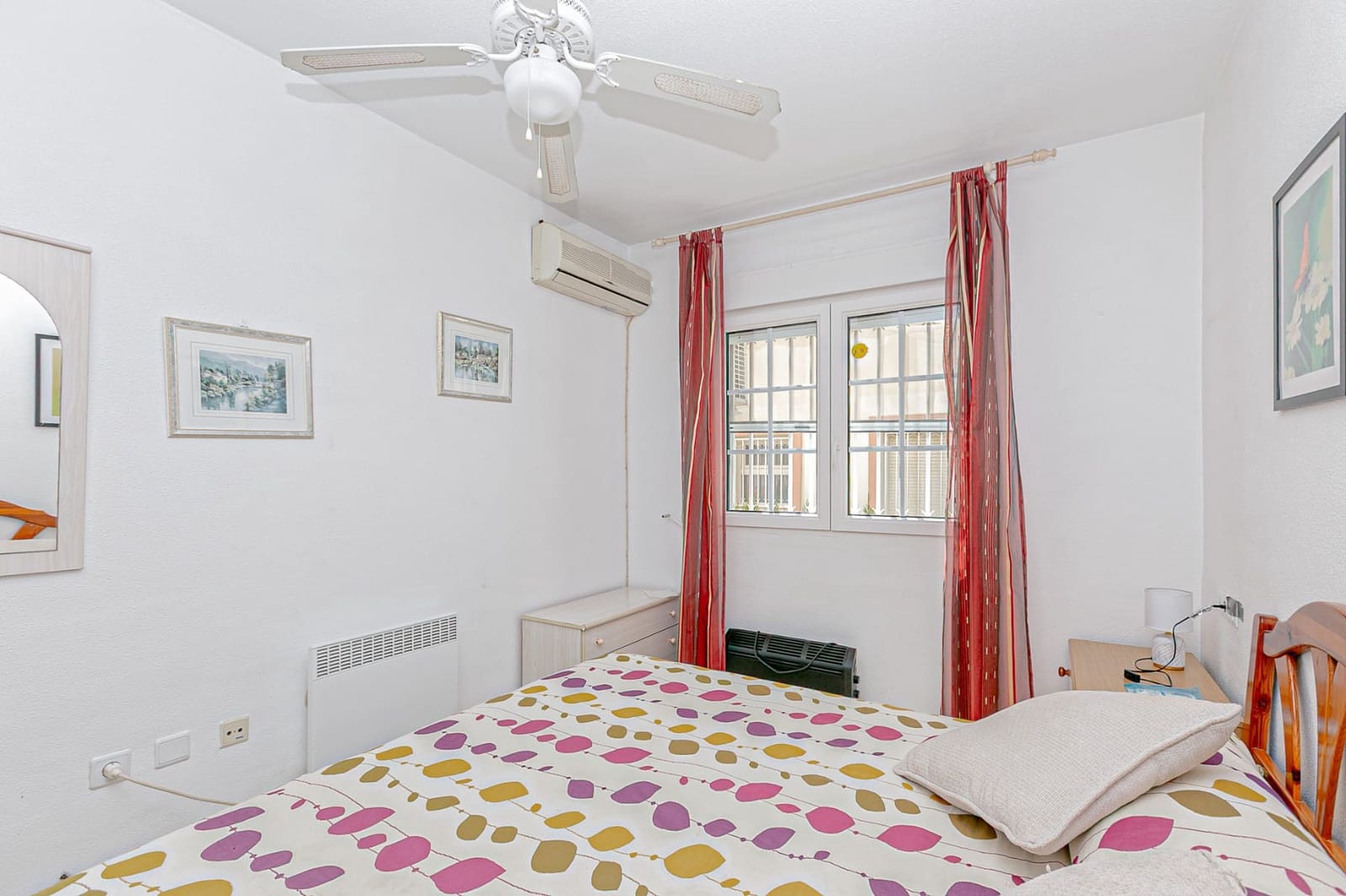 2 bedroom Apartment for sale in Playa Flamenca with pool - € 199,999 (Ref: 9831090)