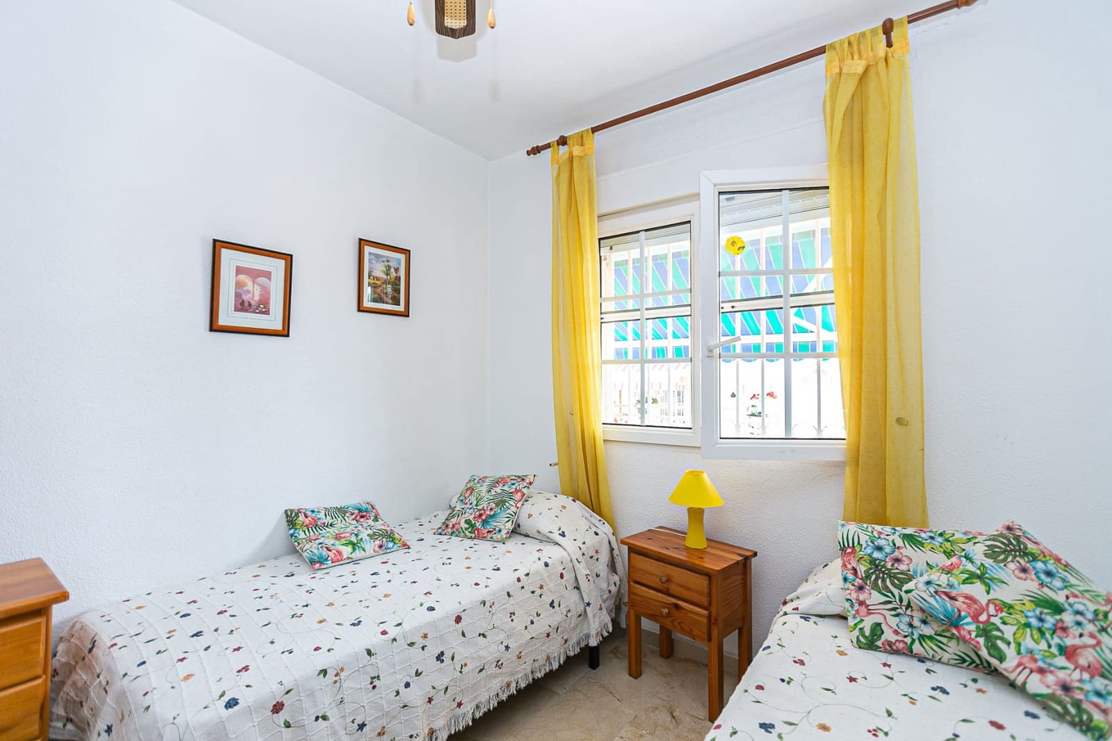 2 bedroom Apartment for sale in Playa Flamenca with pool - € 199,999 (Ref: 9831090)