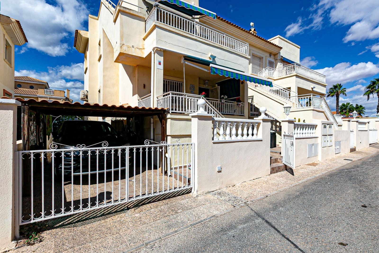2 bedroom Apartment for sale in Playa Flamenca with pool - € 199,999 (Ref: 9831090)