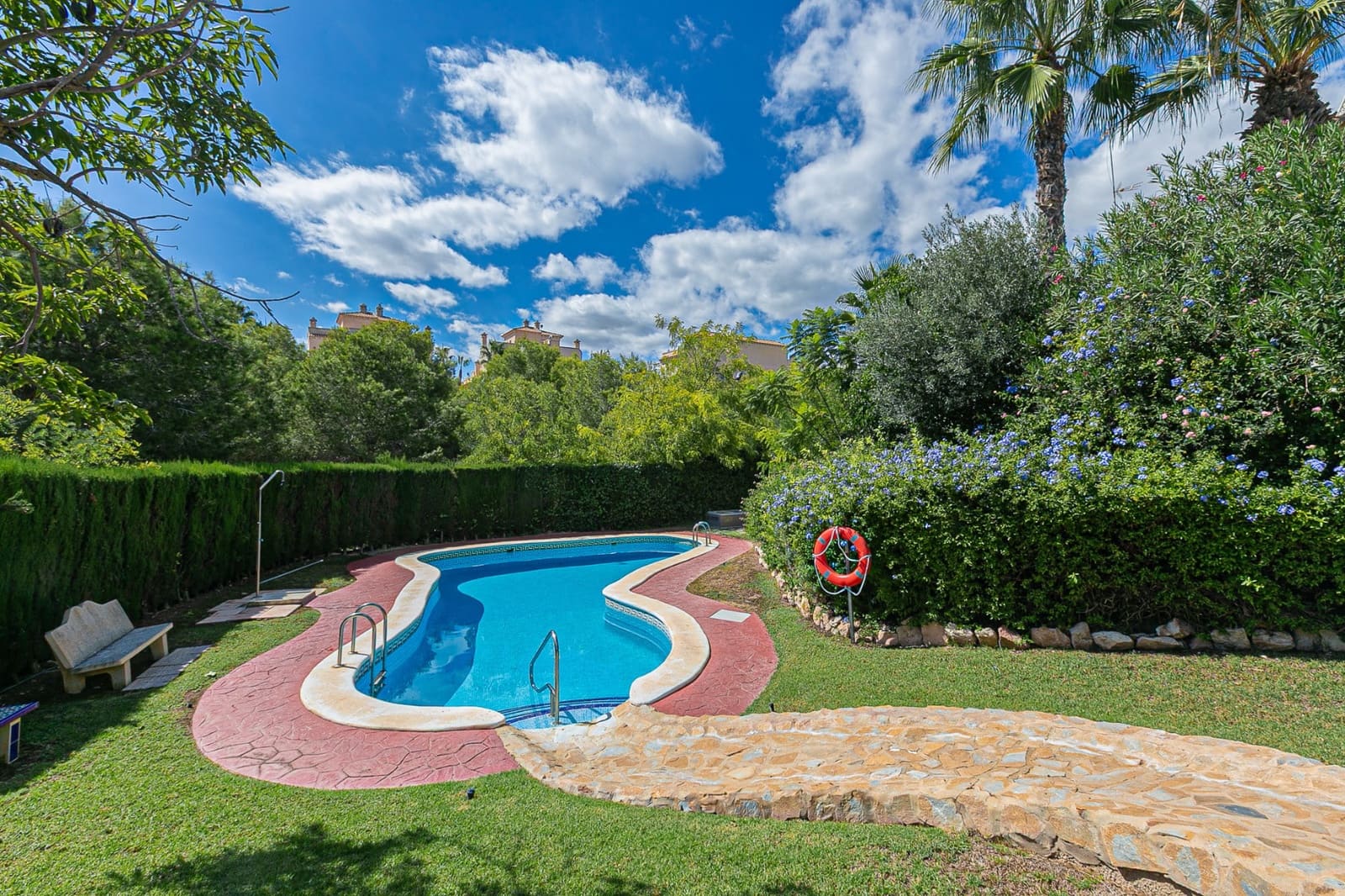 2 bedroom Apartment for sale in Playa Flamenca with pool - € 199,999 (Ref: 9831090)