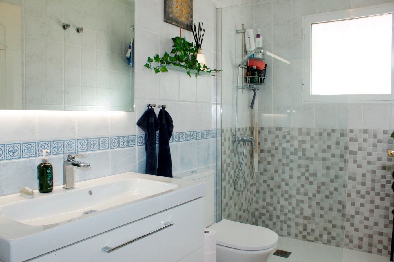 3 sypialnia Willa na sprzedaż w Orihuela Costa z basenem garażem - 235 000 € (Ref: 9866788)