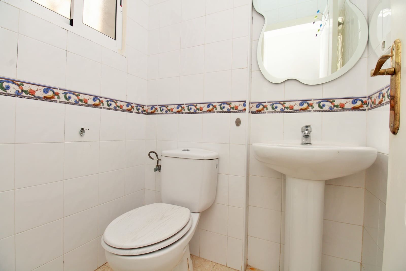 2 bedroom Townhouse for sale in Villamartin - € 162,995 (Ref: 9866797)