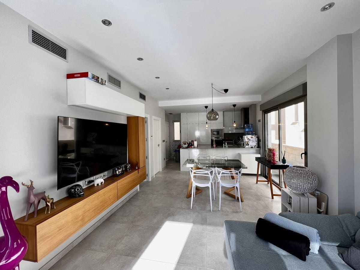 3 sypialnia Willa na sprzedaż w Villamartin - 355 000 € (Ref: 9884341)